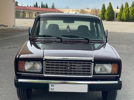 LADA (VAZ) 2107