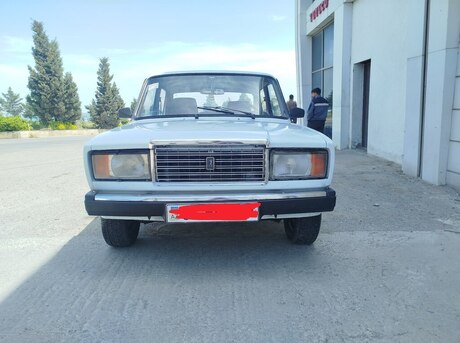 LADA (VAZ) 2107