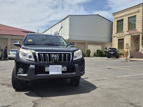 Toyota Land Cruiser Prado