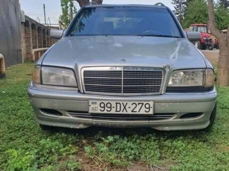 Mercedes C 220
