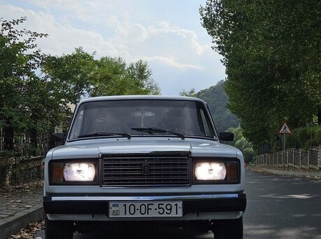 LADA (VAZ) 2107