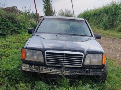 Mercedes 300 D