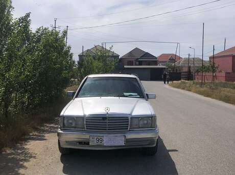 Mercedes 190