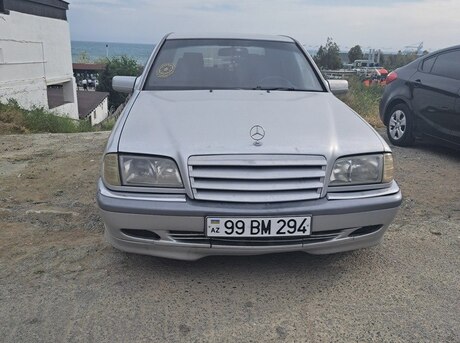 Mercedes C 220