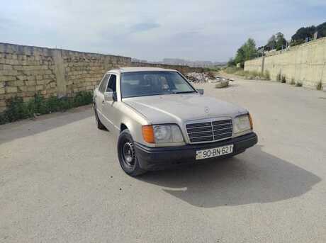 Mercedes 200 D