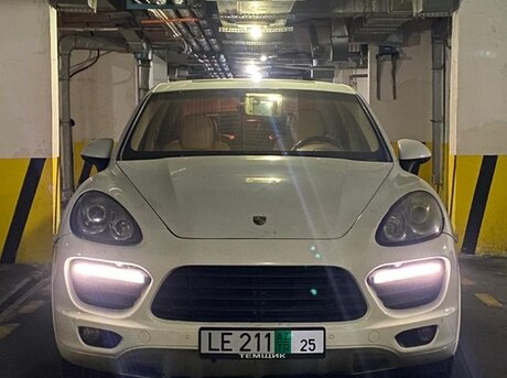 Porsche Cayenne Turbo