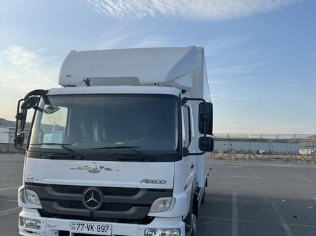 Mercedes Atego 818