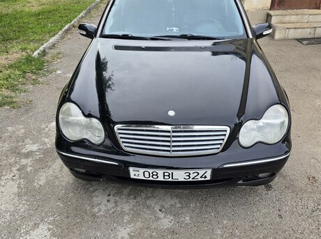 Mercedes C 240