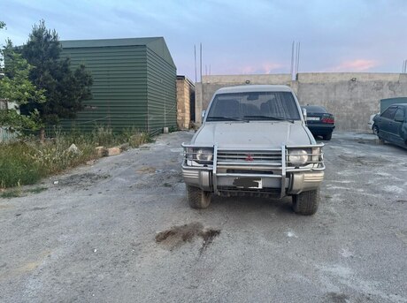 Mitsubishi Pajero