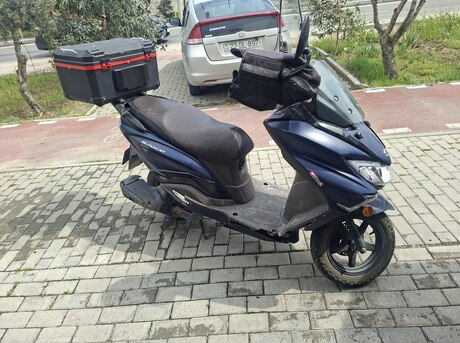 Suzuki Burgman