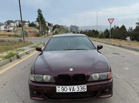 BMW 523
