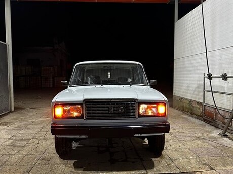 LADA (VAZ) 2107