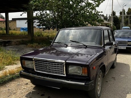 LADA (VAZ) 2107