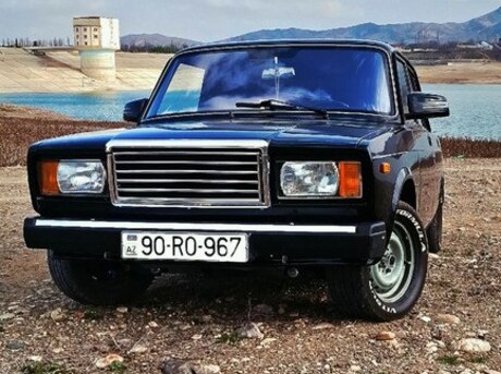 LADA (VAZ) 2107