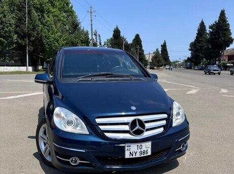 Mercedes B 170