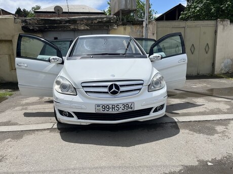 Mercedes B 170