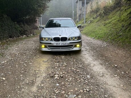BMW 525