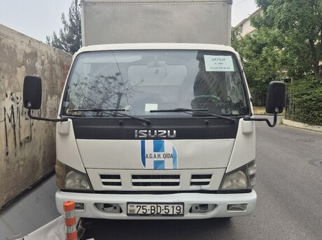 Isuzu NPR 66 P
