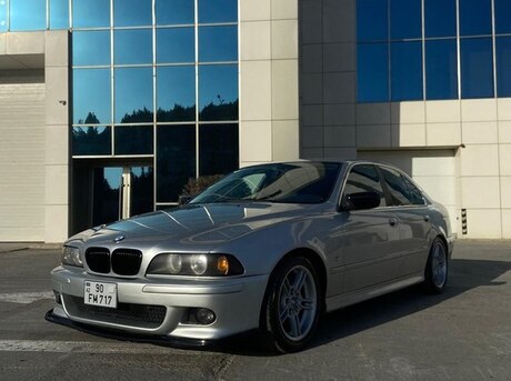 BMW 525