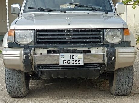 Mitsubishi Pajero