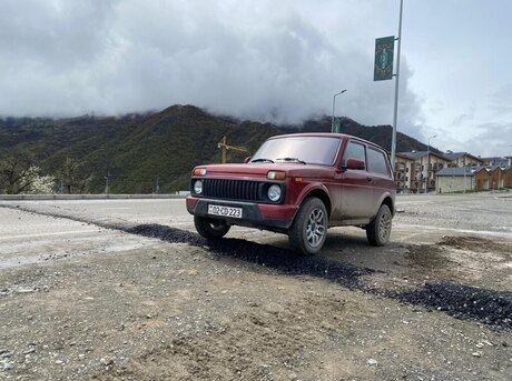 LADA (VAZ) Niva