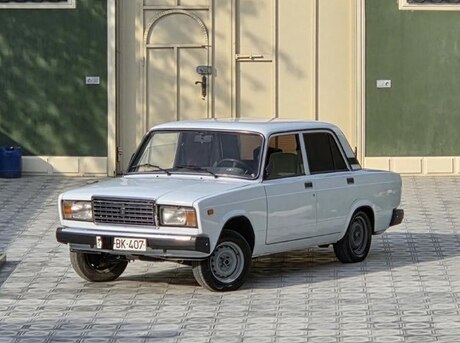 LADA (VAZ) 2107