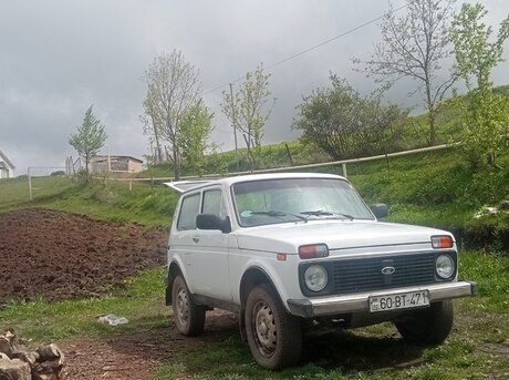 LADA (VAZ) Niva