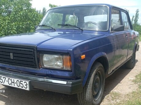 LADA (VAZ) 2107