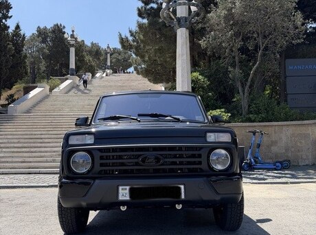 LADA (VAZ) Niva