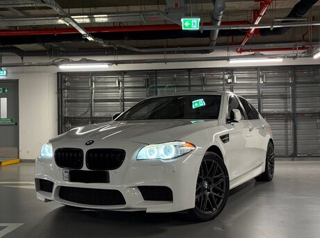 BMW 528