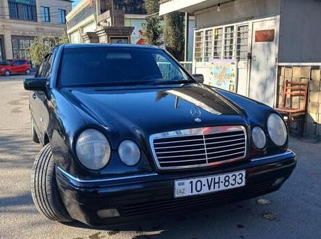 Mercedes E 200