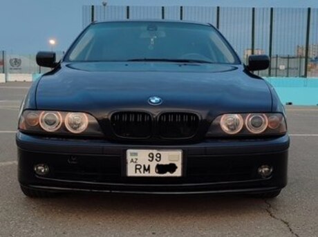 BMW 525