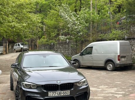 BMW 330