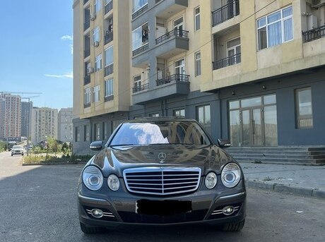 Mercedes E 220