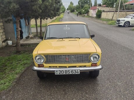 LADA (VAZ) 21011