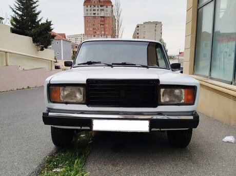 LADA (VAZ) 2107