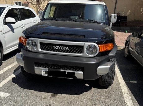 Toyota FJ Cruiser