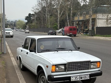 LADA (VAZ) 2107