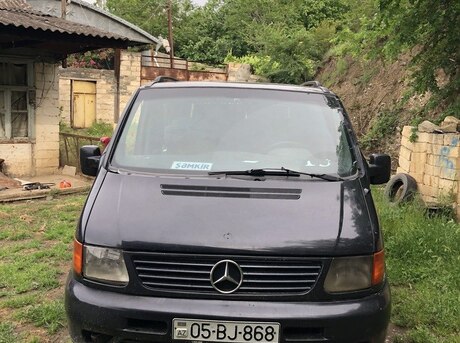 Mercedes Vito 108 D