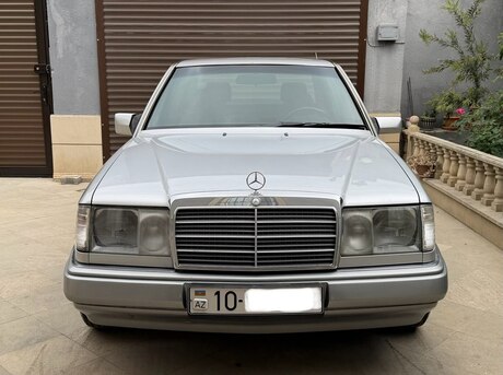 Mercedes 200 D