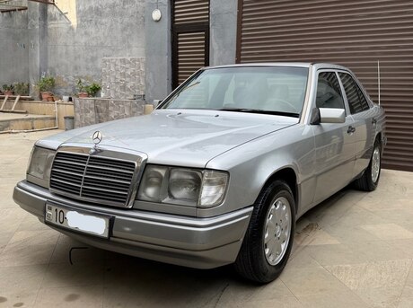 Mercedes 200 D