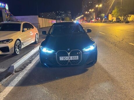 BMW i4