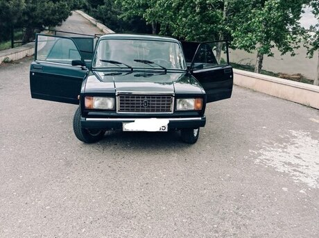 LADA (VAZ) 2107