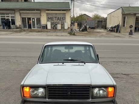 LADA (VAZ) 2107