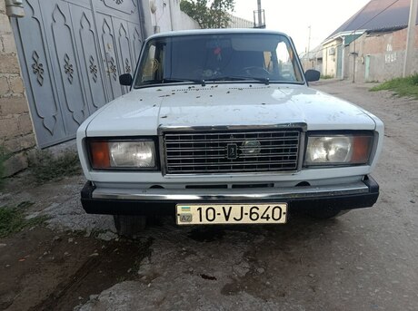 LADA (VAZ) 2107
