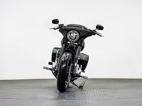 Harley-Davidson Softail Sport Glide FLSB