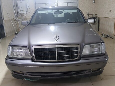 Mercedes C 220