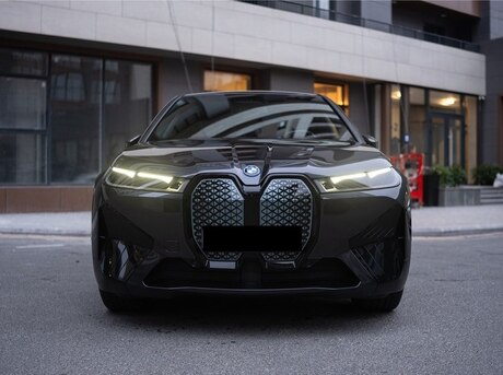 BMW iX