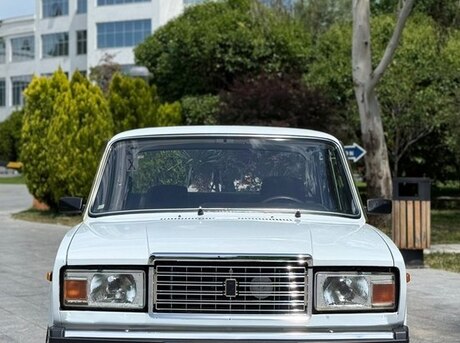 LADA (VAZ) 2107