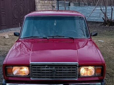 LADA (VAZ) 2107